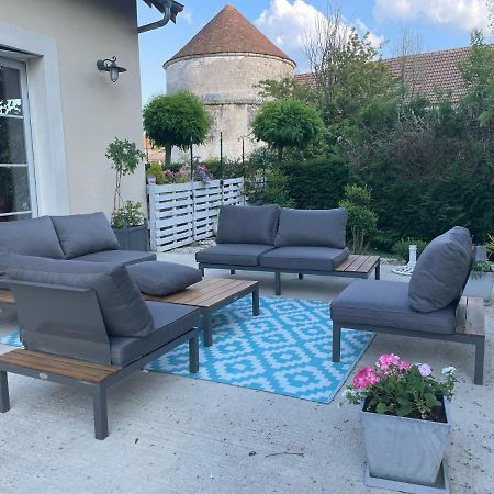 Les Rougemonts Eucalyptus Otel Champguyon Dış mekan fotoğraf